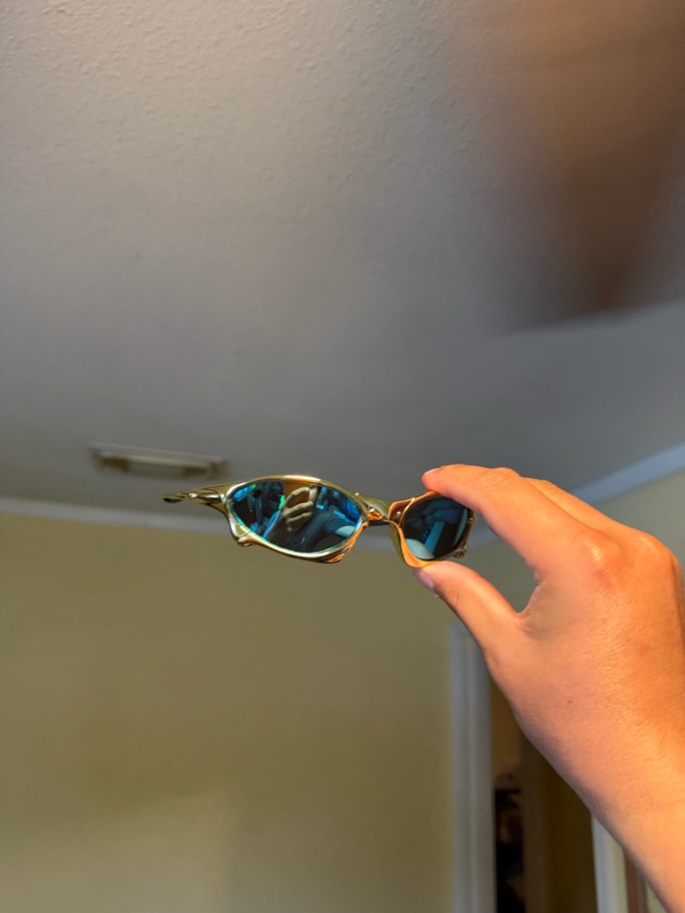 Gold Frame Sunglasses with Blue Mirrored Lenses Oakley Oakleys